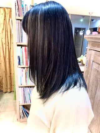 セミロング カラー nishimura makotoのヘアスタイル