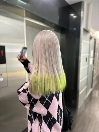 セミロング 似合わせ艶カラー🪽 ひかる🪽🩶のヘアスタイル