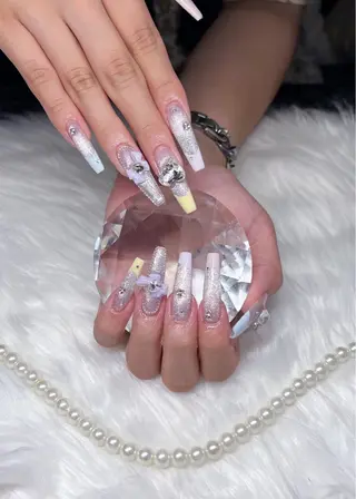 ネイル Kobayashi Komugiのネイルデザイン