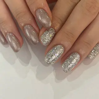 ネイル scré as Ételのネイルデザイン