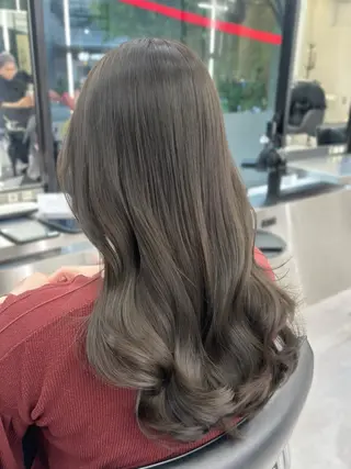 ロング カラー 透明感赤み消し レイヤー/髪質改善のヘアスタイル