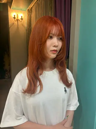 ロング イシザワ ユミのヘアスタイル
