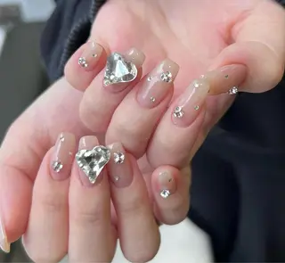 ネイル Cutil Nailsalon所属・Cutil. Nail🌈のネイルデザイン