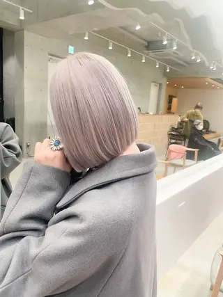 ショート カラー ヘアアレンジ ミニボブ/ブリーチ 🌈MISATOのヘアスタイル