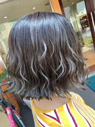 ミディアム 丸山 亜加理のヘアスタイル