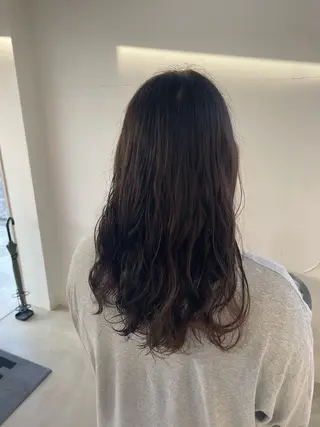 ロング HUE所属・西能 心音のヘアスタイル