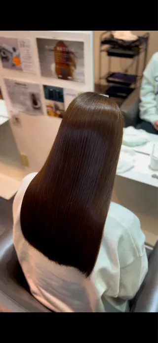 カラー 梅田 ダブルカラー 大畑 蒼空のヘアスタイル