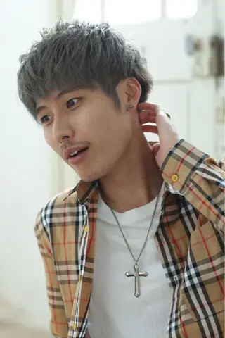 ショート カラー Lee 甲子園のヘアスタイル