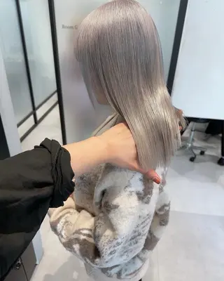 ミディアム カラー 🌟龍明🌟福岡 ハイトーン🌟のヘアスタイル