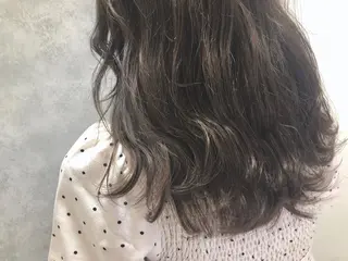 セミロング カラー ベージュ指名No1 加賀詩織のヘアスタイル