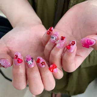 ミディアム m kaori𓃟のネイルデザイン