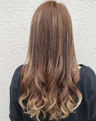 ロング 山田 一輝のヘアスタイル