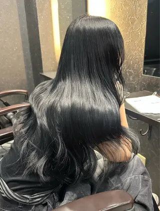 カラー 齋藤 春姫のヘアスタイル