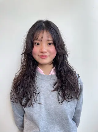 ロング パーマ Toiro 横浜所属・🎀レイヤー/パーマ カラー/ai🎀のヘアスタイル