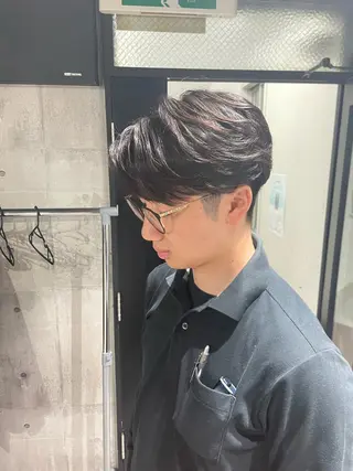 メンズ 髪質改善/艶カラー Hiroakiのヘアスタイル