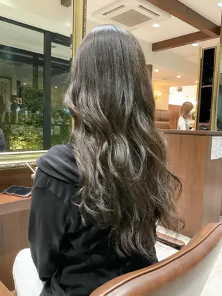 ロング 🌿ストレート🌿 髪質改善☘️シュウヤのヘアスタイル