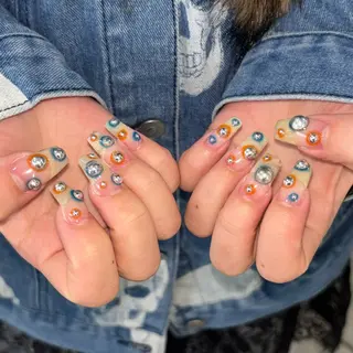 ネイル 🪐富島彩夏 /海外nail🪐のネイルデザイン