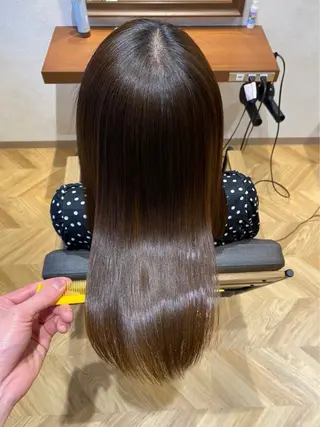 ロング カラー Lond Melia所属・あいり／艶髪 、透明感カラー🩶のヘアスタイル