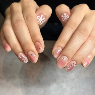 ネイル Lusso🍃 Ayaneのネイルデザイン