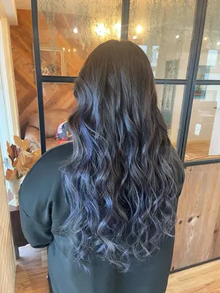 カラー LA BELLA所属・LA BELLA マリナのヘアスタイル