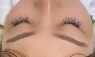 マツエク・マツパ new-line eye+Tokyo所属・aoki kokoneのマツエク・マツパデザイン