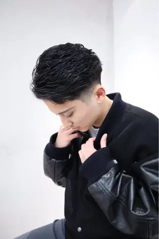 ショート パーマ メンズ メンズ特化   西野 晴紀のヘアスタイル