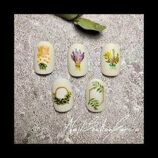 ネイル Yamawaki by NSGのネイルデザイン