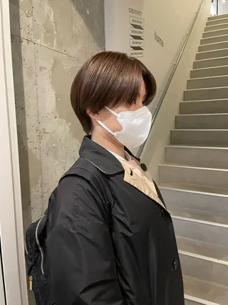 ショート カラー A/LEE所属・久保田 千尋のヘアスタイル