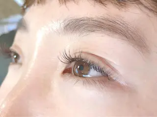 マツエク・マツパ UTA hair&eyelash所属・青木 百花のマツエク・マツパデザイン