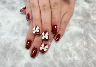 ネイル ネイルリボン 受付スタッフのネイルデザイン