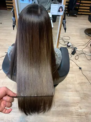 セミロング カラー 大久保 隆蔵のヘアスタイル