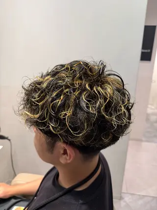 ショート カラー パーマ 🍇おぐら めぐみ🍇のヘアスタイル