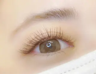 マツエク・マツパ ROWL total beauty salon所属・ROWL YUKARIのマツエク・マツパデザイン