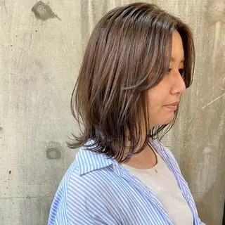 ミディアム カラー tocolaso 柏所属・根本 瑠実のヘアスタイル