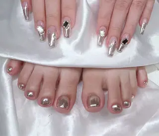 ネイル 高木 維麗絲のネイルデザイン