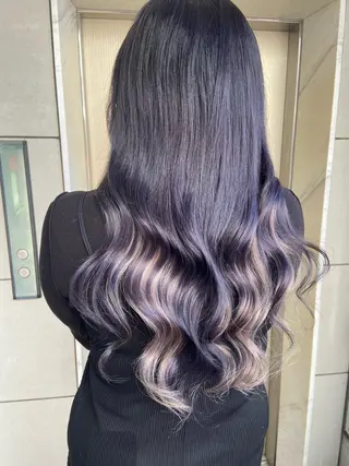 ロング カラー 🧸プルエクステ❤︎ ネイルKAO🧸のヘアスタイル