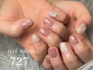 ネイル 727 nailのネイルデザイン