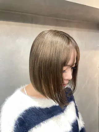 ミディアム カラー TNB TOKYO所属・Insta 指名 No.1KURUMIのヘアスタイル