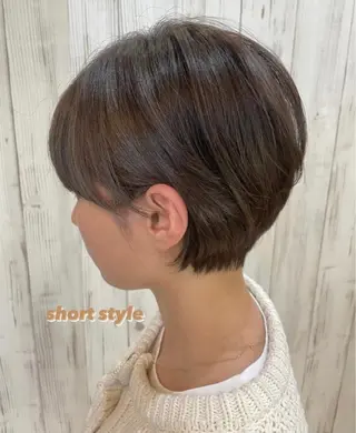 ショート カラー Nagisa🥥🧡 南森町駅 徒歩30秒のヘアスタイル