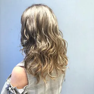 ロング カラー 🌈ぷる艶カラー🌈 髪質改善👑柳沼尚貴のヘアスタイル