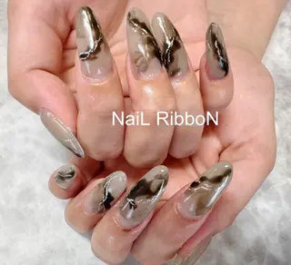 ネイル ネイルリボン 受付スタッフのマツエク・マツパデザイン
