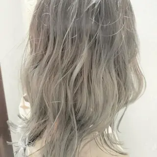 セミロング カラー 🪞上品で可愛い韓国 ヘア🪞Rikutoのヘアスタイル