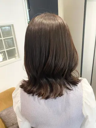 ミディアム カラー JIL BLAN所属・JIL BLAN NAOのヘアスタイル