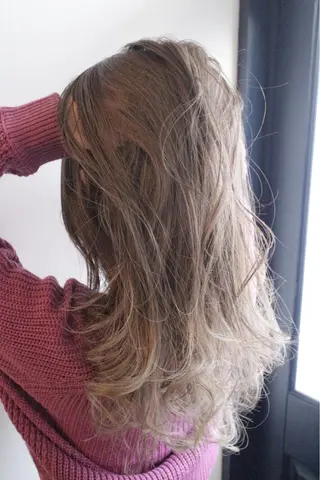 ロング カラー ヘアアレンジ Croix   Hair所属・吉本 知弘のヘアスタイル