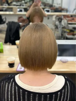 ショート angelica難波 Hinaのヘアスタイル