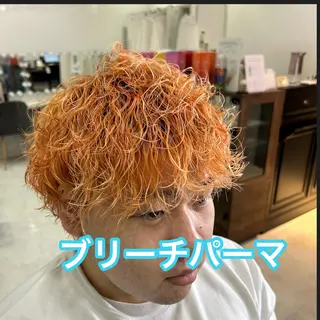 ショート カラー パーマ ヘアアレンジ メンズ 🔥メンズパーマ特 化🔥渡辺一翔🔥のヘアスタイル