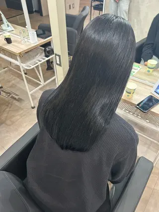 ロング 上島 愛永のヘアスタイル