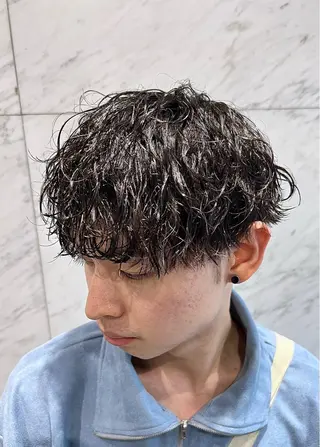 ミディアム Bei Licoldo.Atole  ベイリコルド アトリ所属・ブリーチ、縮毛 髪質改善　宮城一真のヘアスタイル