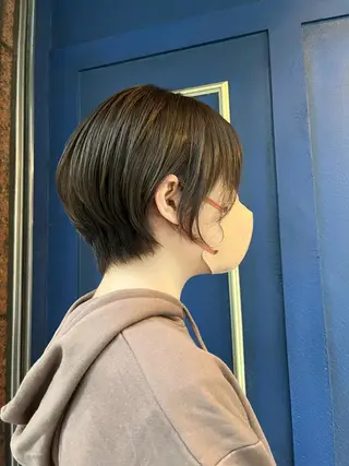 ショート tomoka 推しカラーのヘアスタイル