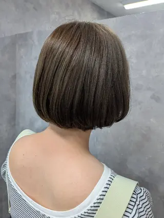ショート カラー BUBBLES上福岡店所属・佐藤 璃咲のヘアスタイル
